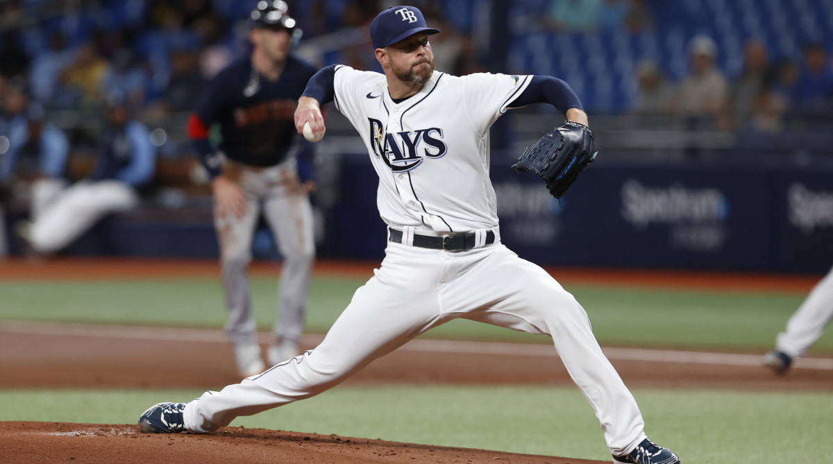Rays Corey Kluber, the sweeper and the latest MLB pitching trend