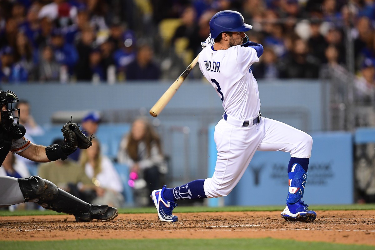 Dodgers Injury News: Chris Taylor Undergoing 2nd Set Of X-Rays On