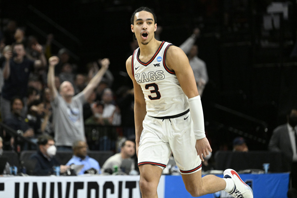 Gonzaga Bulldogs guard Andrew Nembhard (3) reacts to a play against Memphis Tigers during the second half in the second round of the 2022 NCAA Tournament at Moda Center.