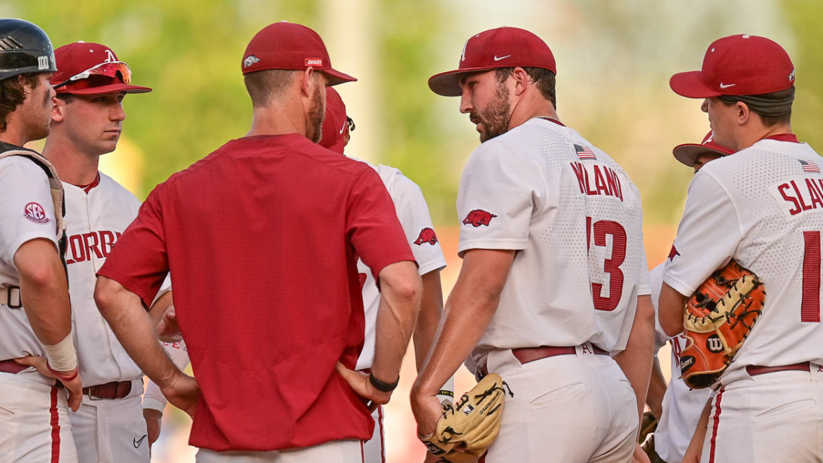 Mound Meeting-Vandy 01