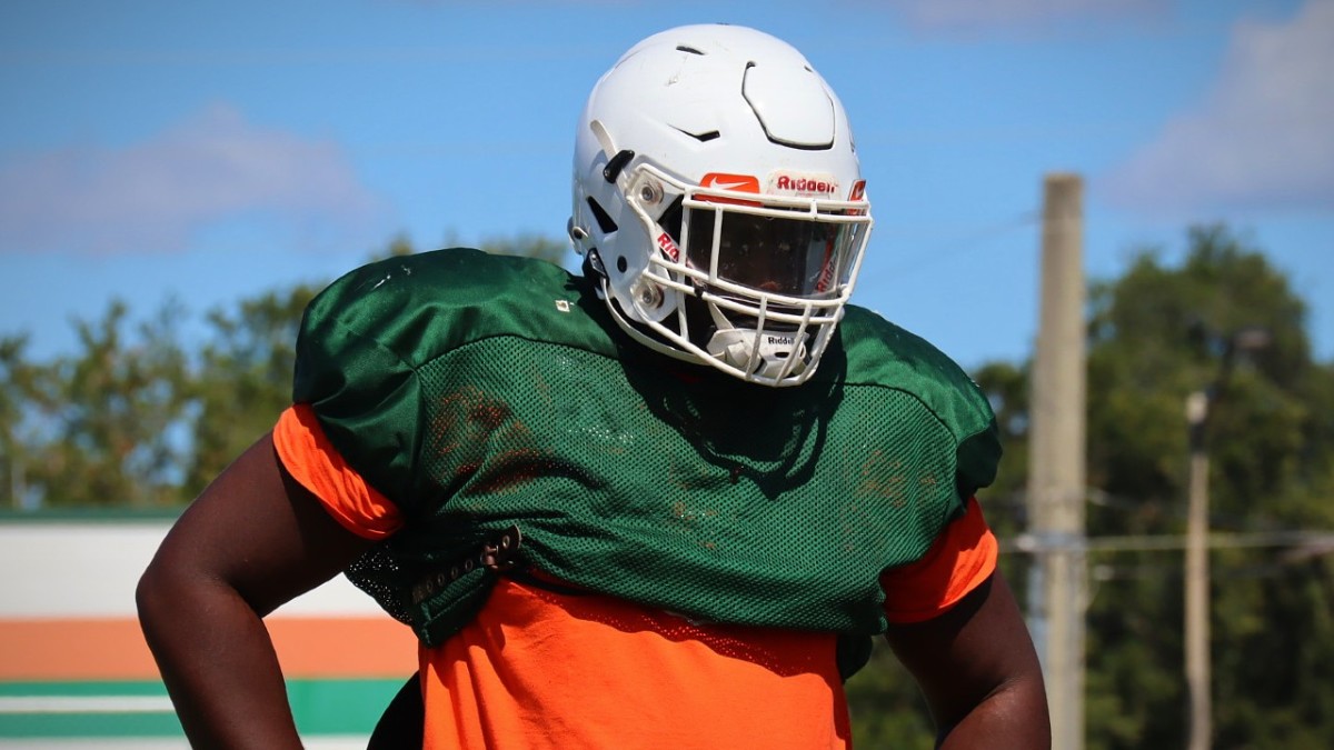 DL D’Antre Robinson Talks Gators Re-Offer, Player Experience