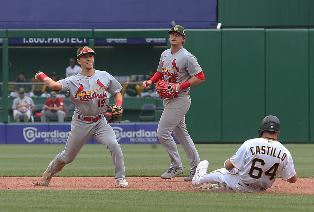Cardinals' Tommy Edman Makes Highlight Reel Play at Shortstop - Fastball