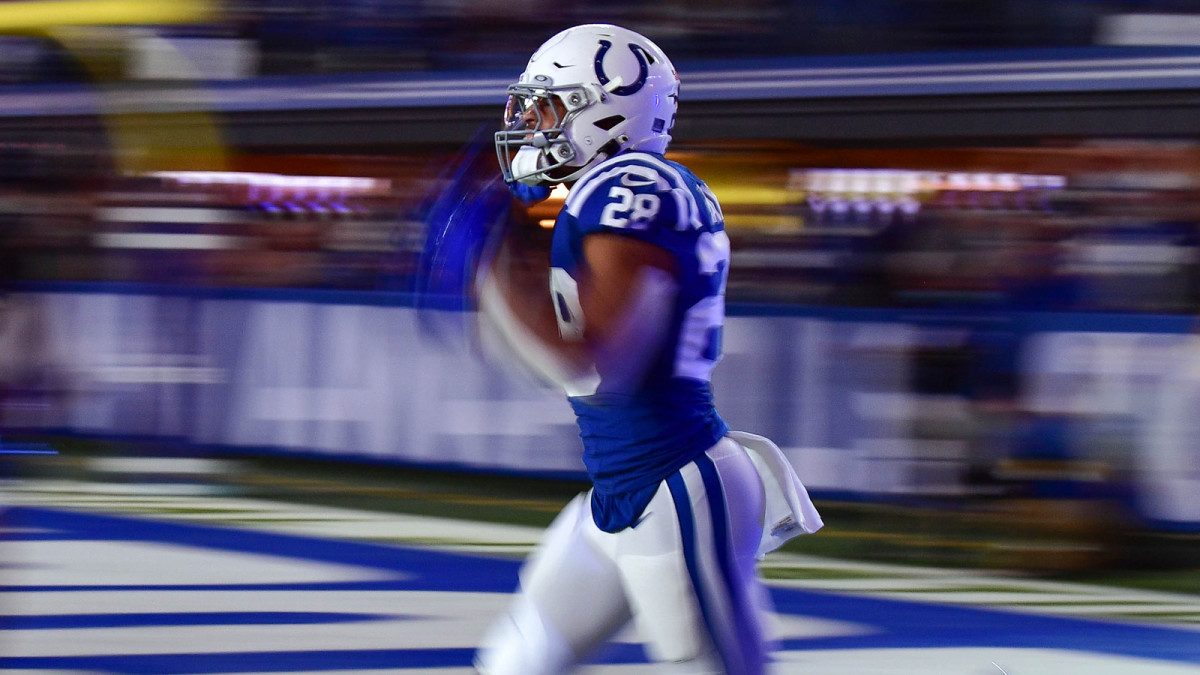 Indianapolis Colts 2022 Fantasy Outlook: Jonathan Taylor Great to Generational