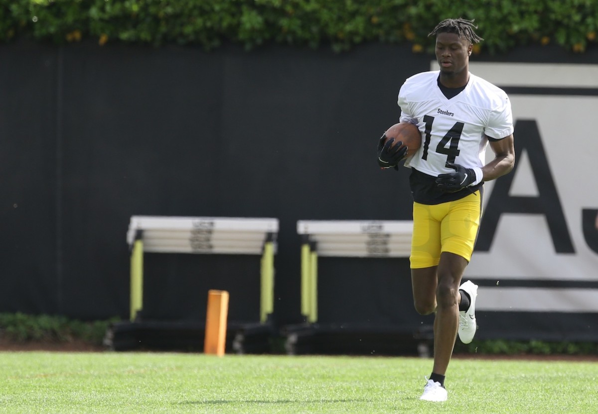 Steelers OTAs Takeaways: Second-Year Studs and a Rookie Who’s Already a Star