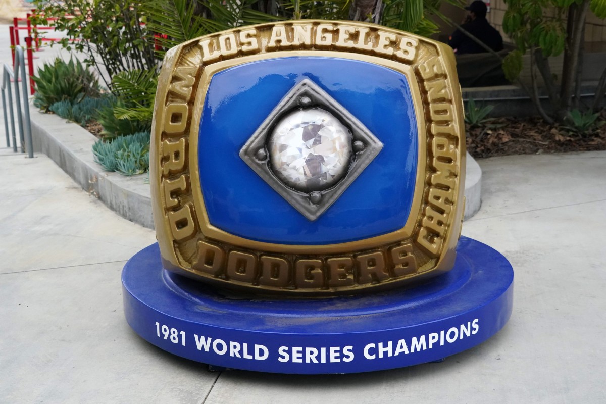 Top 5 Upcoming Dodgers Giveaways - CBS Los Angeles