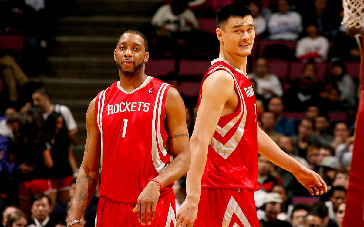 Yao Ming Rockets UnSigned 71-72 Throwback Jersey Strategy w/Tracy McGrady  Photo