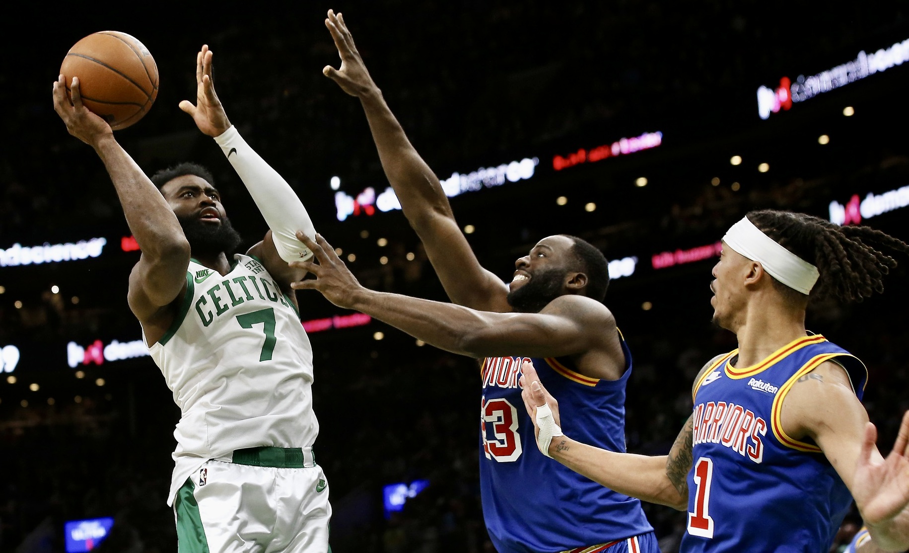 Goggles Jaylen' Joins Celtics' Headgear Club