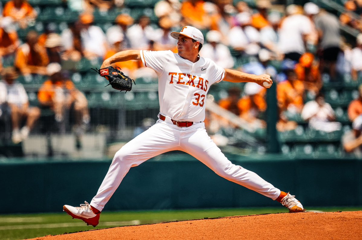 ECU vs. Texas: Live score updates in Game 3 of NCAA super regional