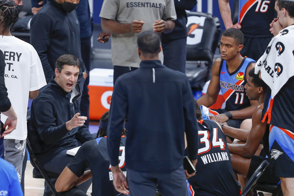 Watch: Mark Daigneault Reflects on Year One As OKC Thunder Head Coach -  Sports Illustrated Oklahoma City Thunder News, Analysis and More
