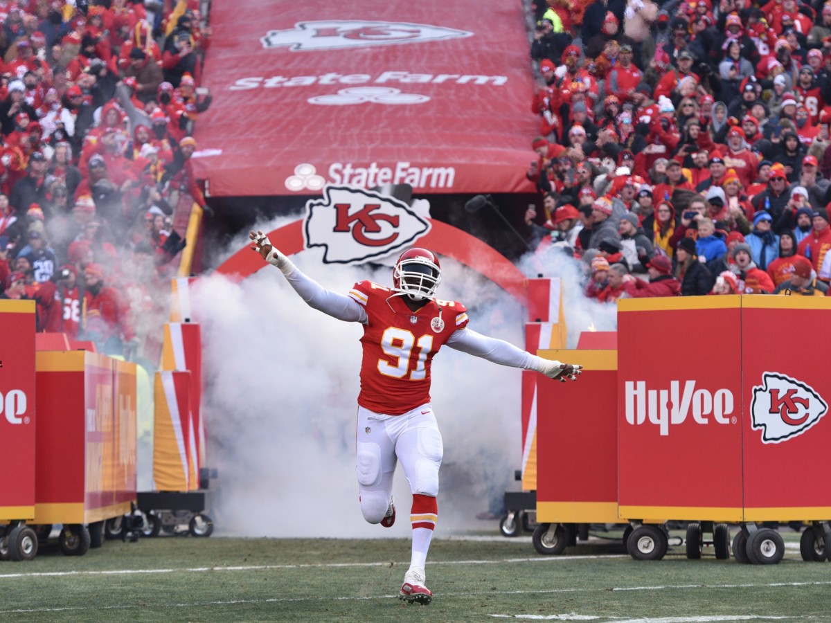 Kansas City Chiefs' Tamba Hali lends support as Ebola epidemic