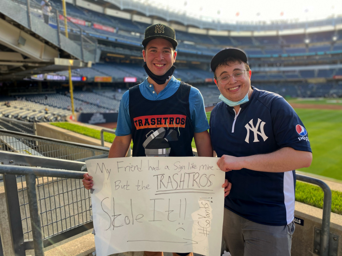 Astros fans taunted in NY say there's no hard feelings - ABC13 Houston