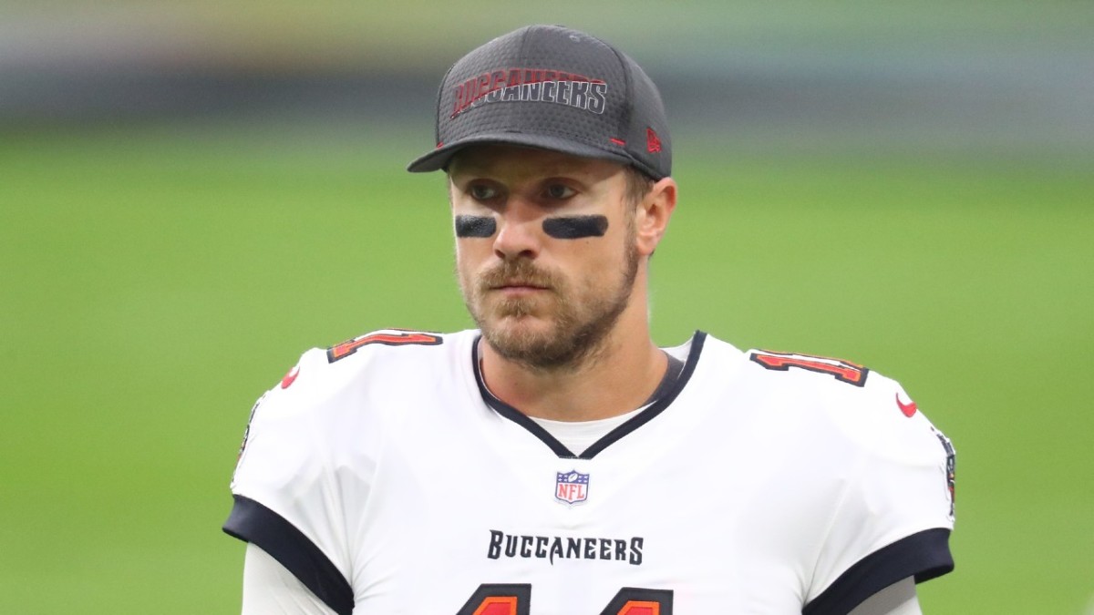 October 14, 2021: Tampa Bay Buccaneers quarterback Blaine Gabbert (11) in  action prior to the NFL game between the Tampa Bay Buccaneers and the  Philadelphia Eagles at Lincoln Financial Field in Philadelphia