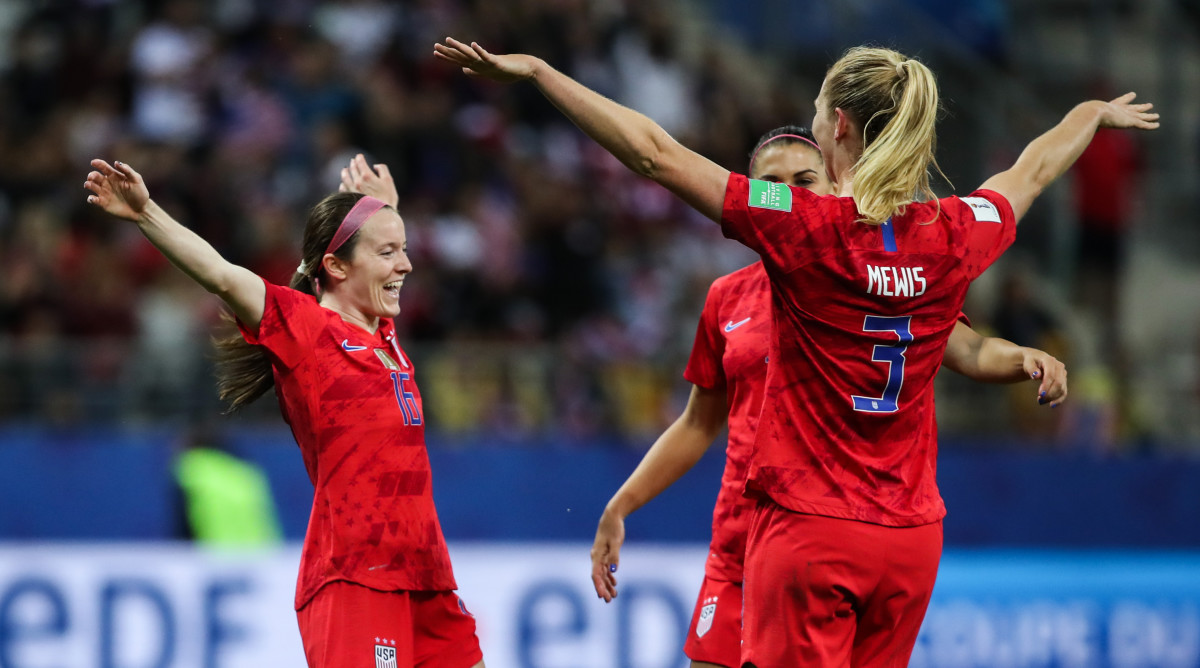 USWNT stars Sam Mewis, Rose Lavelle return to NWSL from Man City ...