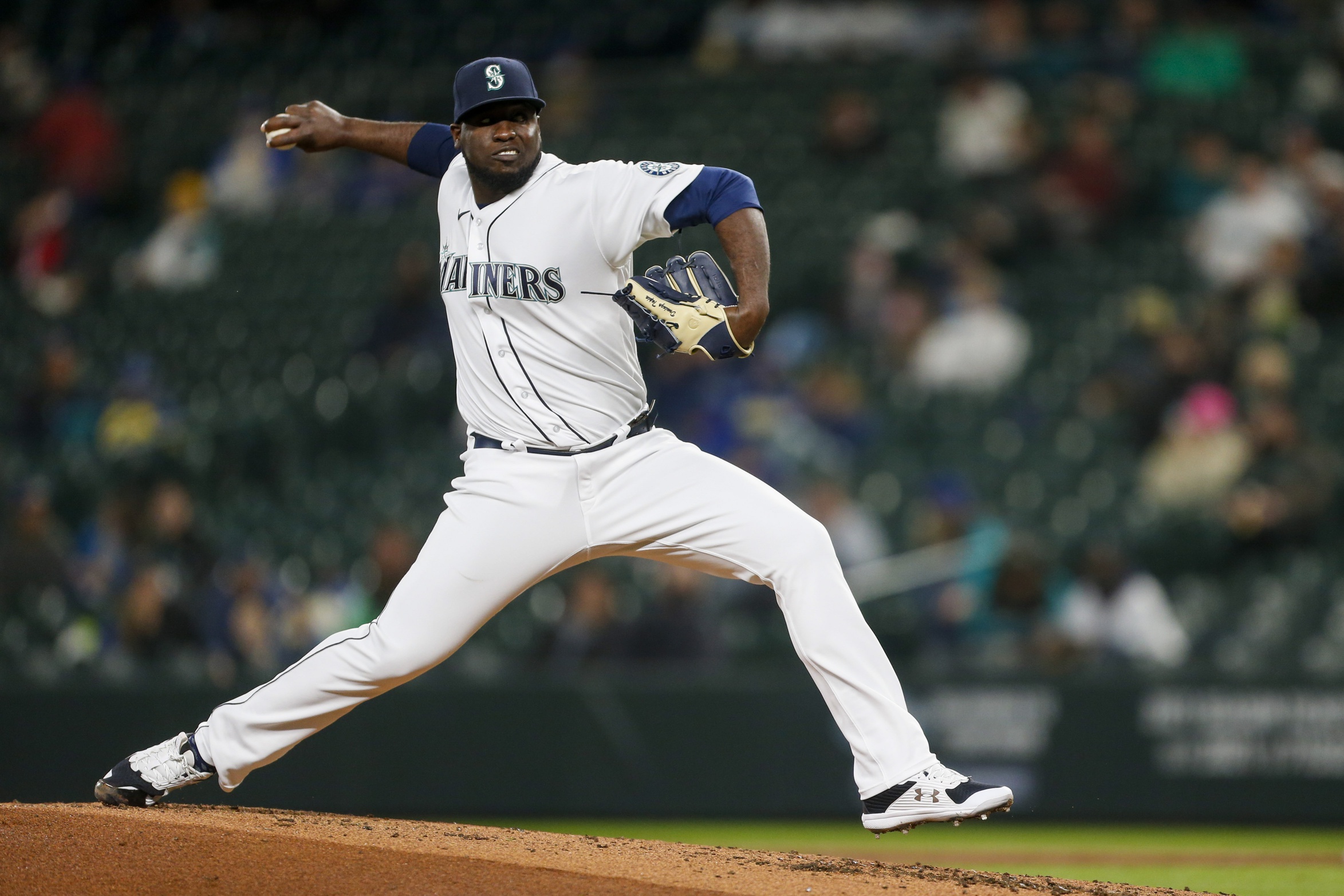 Kansas City, MO, USA. 13th Aug, 2021. Kansas City Royals relief pitcher  Domingo Tapia (31) delivers a pitch in relief at Kauffman Stadium in Kansas  City, MO. Cardinals defeated the Royals 6-0.