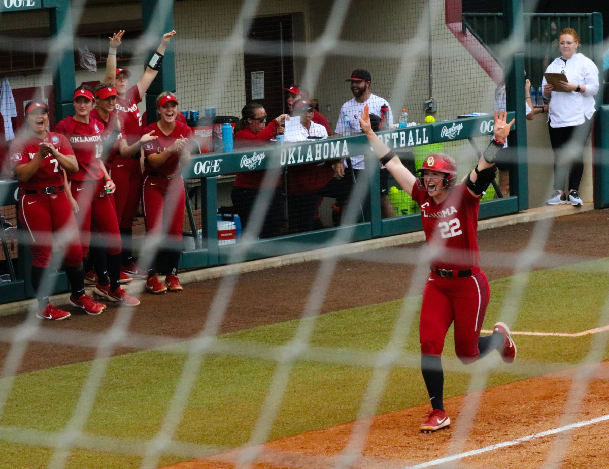 Lynnsie Elam, 2021 NCAA Softball Tournament