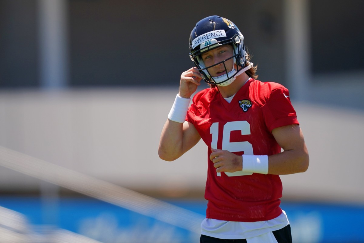 Jaguars QB Trevor Lawrence 'really excited to play with' Tim Tebow