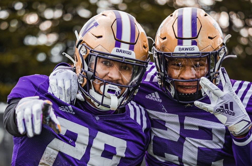 The Huskies Have Sam Adams on Reserve at Running Back - Sports Illustrated  Washington Huskies News, Analysis and More