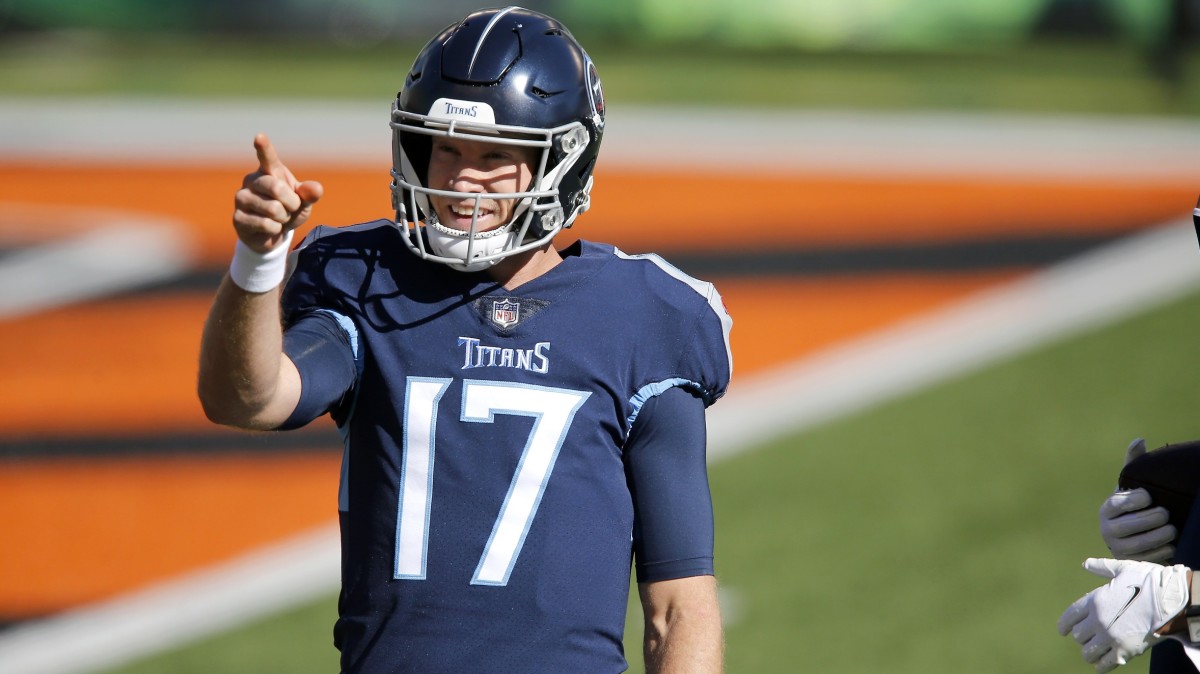 Ryan Tannehill Restructures Contract to Accommodate Julio Jones - Sports  Illustrated Tennessee Titans News, Analysis and More