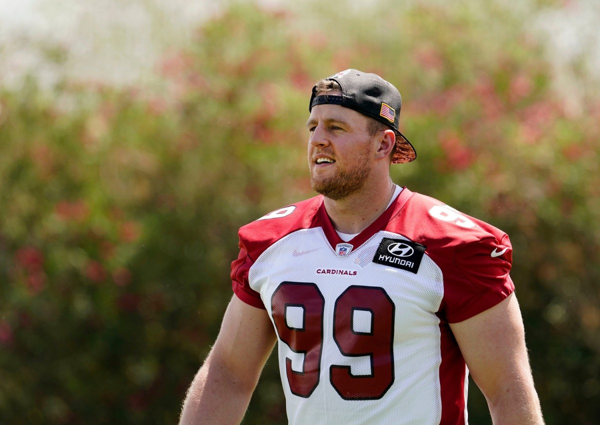 J.J. Watt Shuts Down Rumors of Potential Return - Sports Illustrated Arizona  Cardinals News, Analysis and More