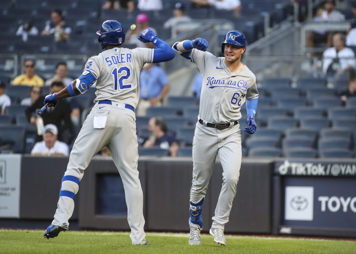 Kansas City Royals Wrap Up Series With New York Yankees With Midweek ...