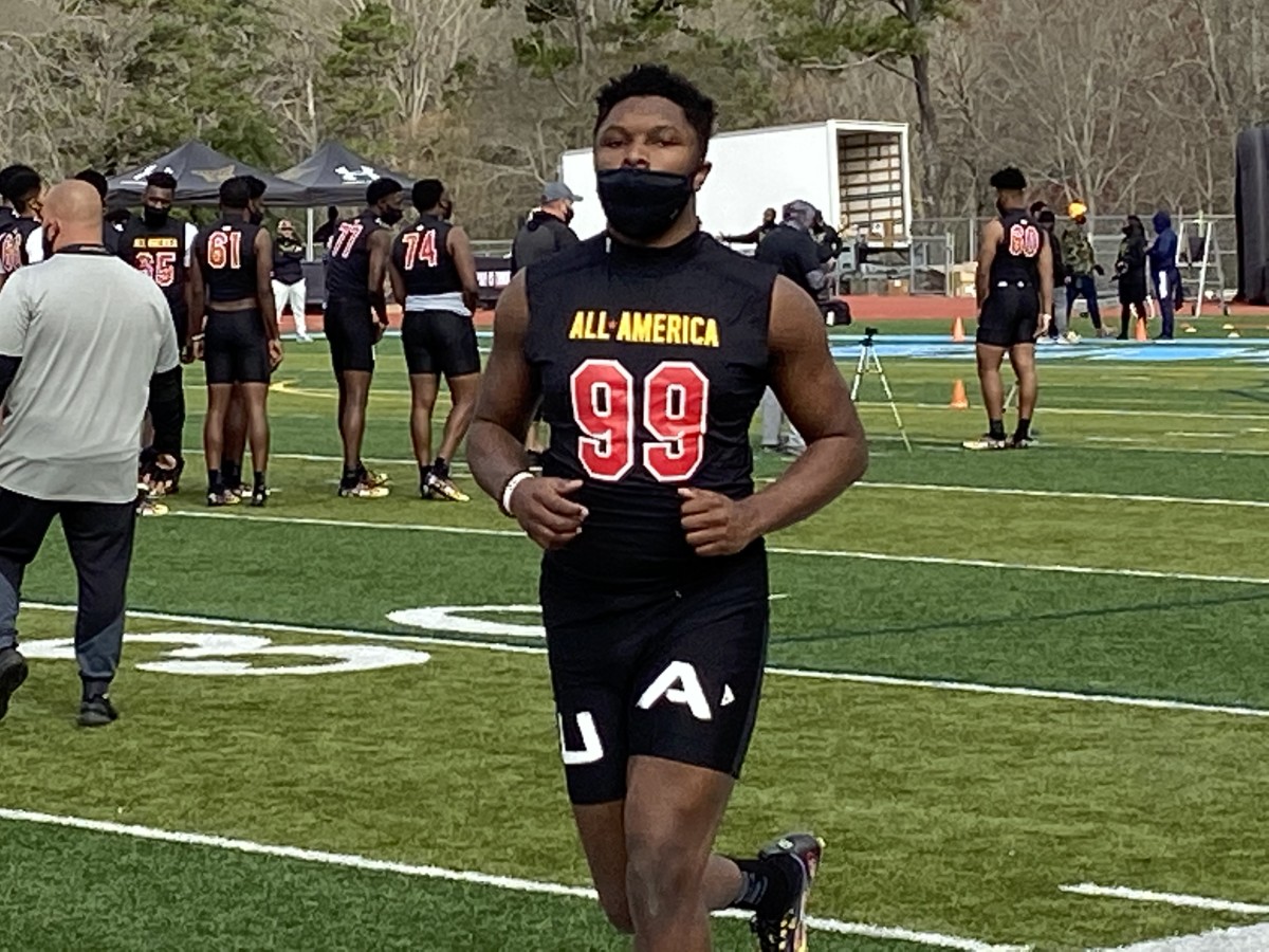 T.A. Cunningham, Defensive End, Johns Creek (Ga.) High School - 2024 - Under Armour Atlanta