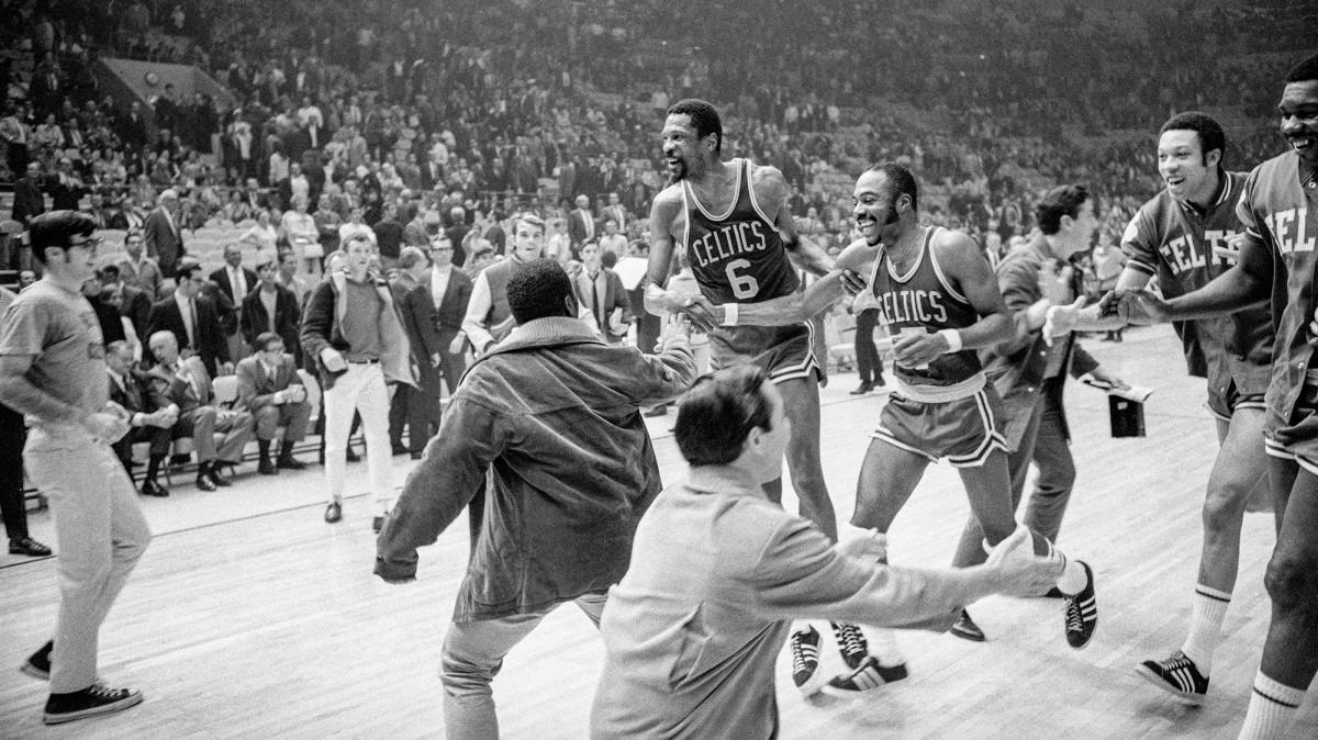 Boston Celtics - Bill Russell - NBA Iconic Team Player