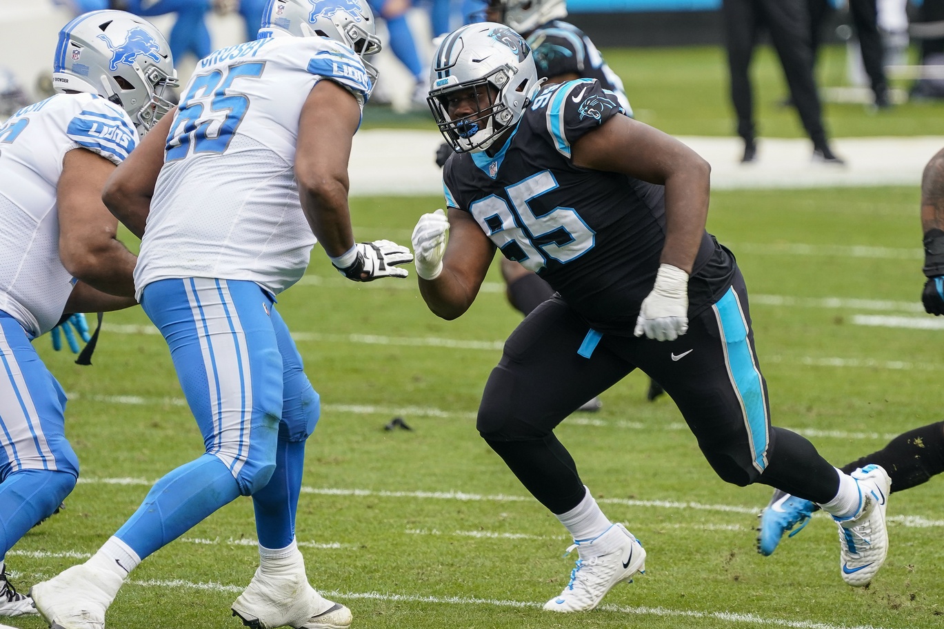 53Man Roster Projection Carolina Panthers DT Derrick Brown Player