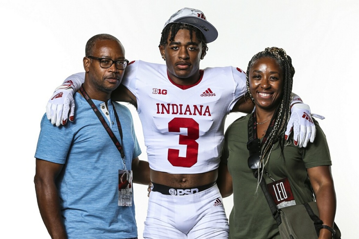 Gi'bran Payne during his official visit last weekend at Indiana, along with his father Greg and his mother Dannon. (Photo courtesy IU Athletics)