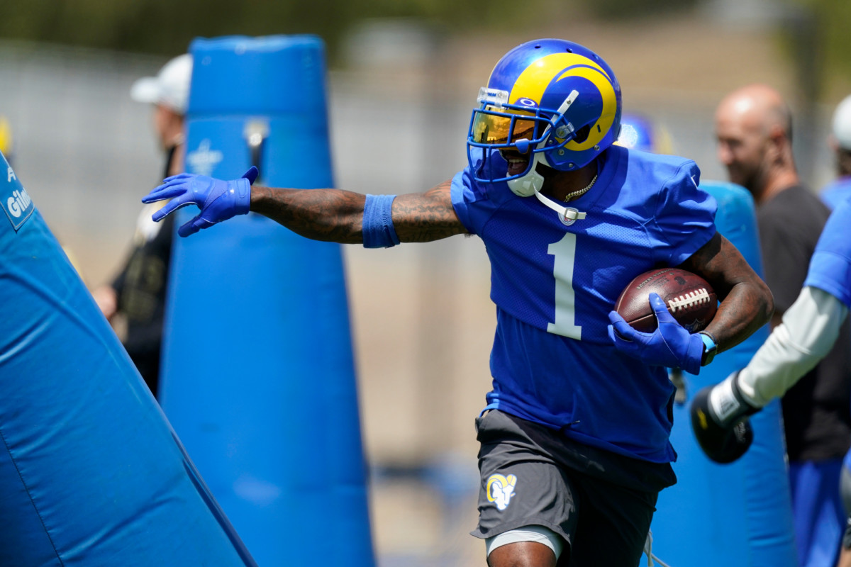 DeSean Jackson Receives Los Angeles Rams Super Bowl Ring - Sports  Illustrated LA Rams News, Analysis and More