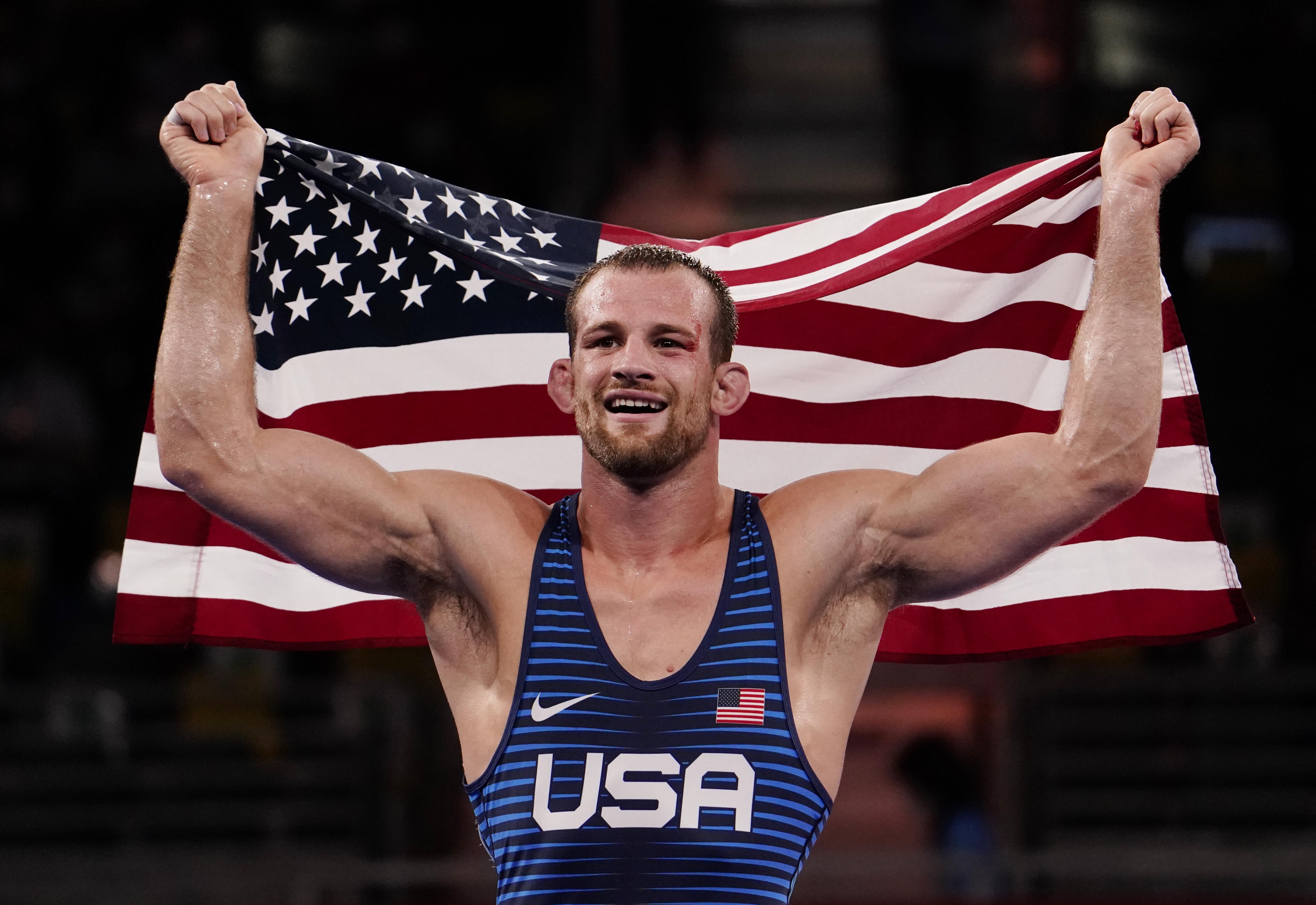 U.S. Wrestler David Taylor Defeats Hassan Yazdani for the 86kg freestyle gold medal at the Tokyo 