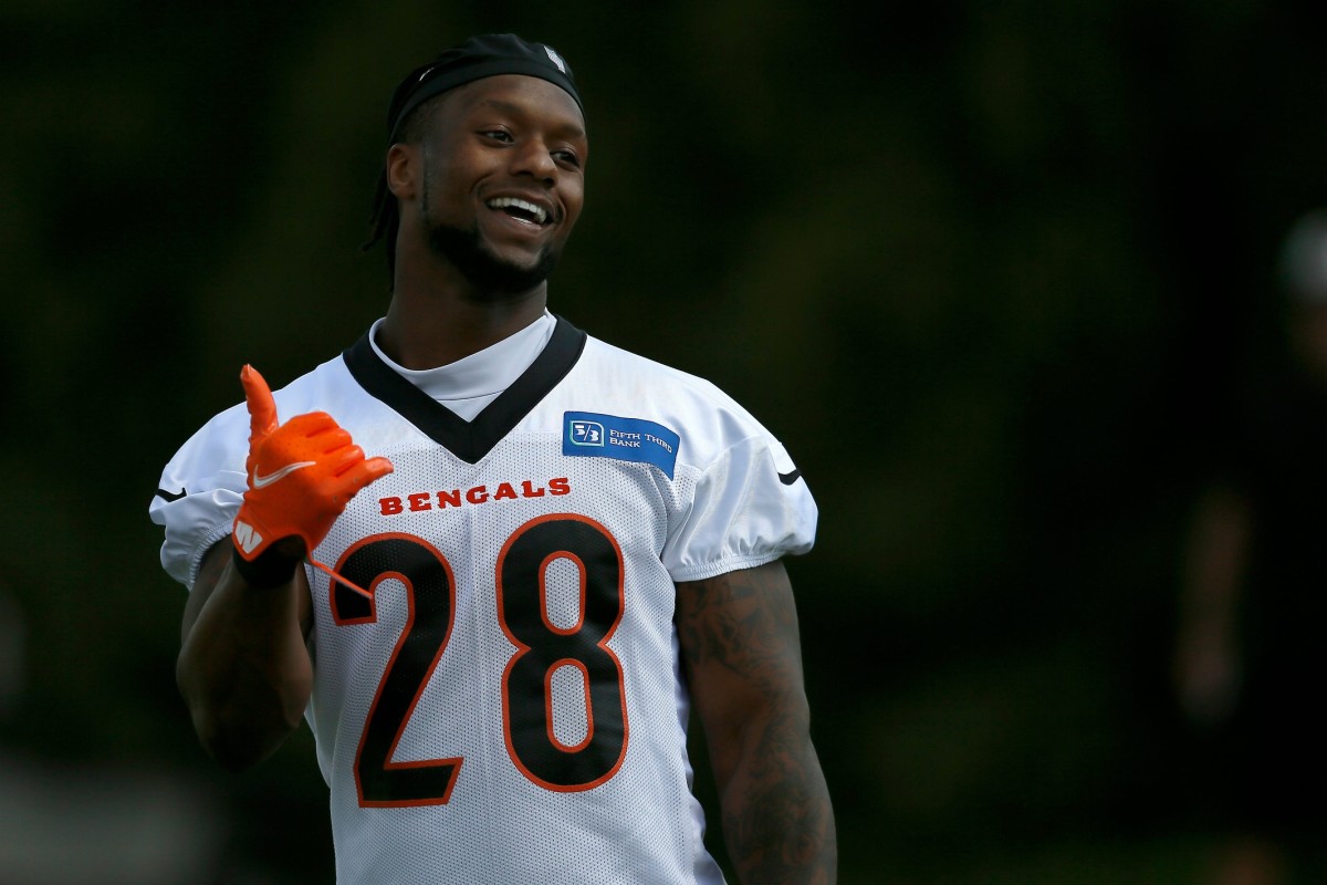 Joe Mixon's Leadership Style On Display As Bengals Offensive Line Bonds