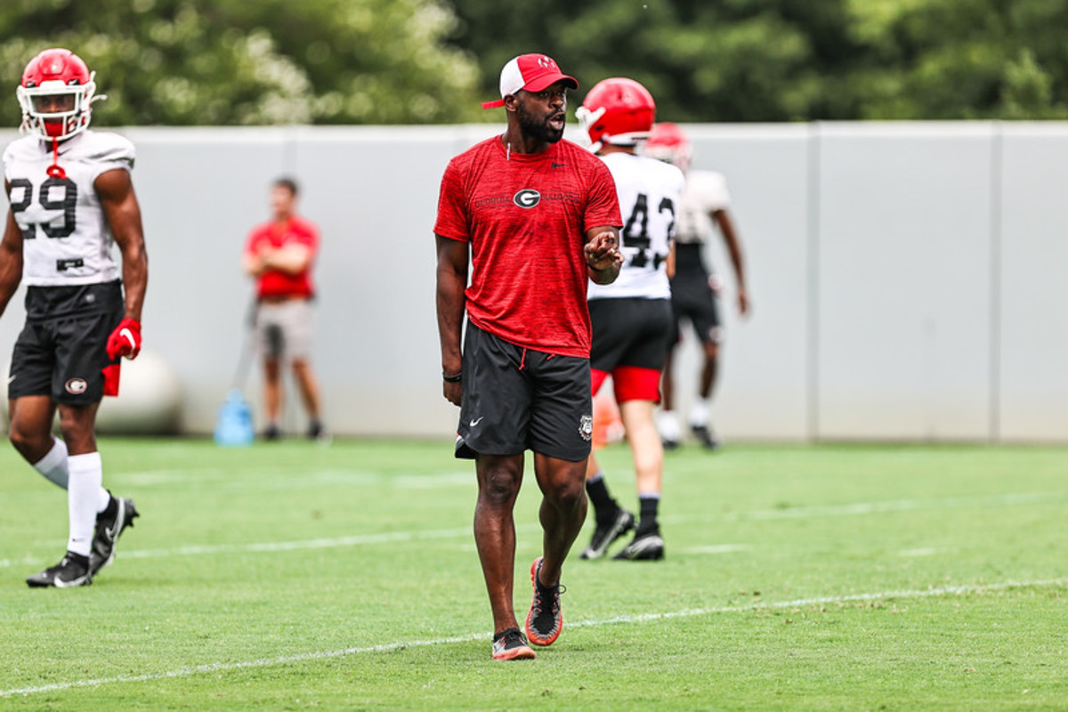 Georgia Football Fans Get Their First Look At New DB Coach Jahmile Addae -  Sports Illustrated Georgia Bulldogs News, Analysis and More