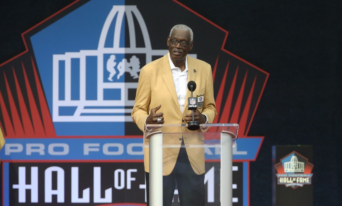 The story of Southern's Harold Carmichael: Finally in the Hall of Fame,  he's still standing tall, Southern