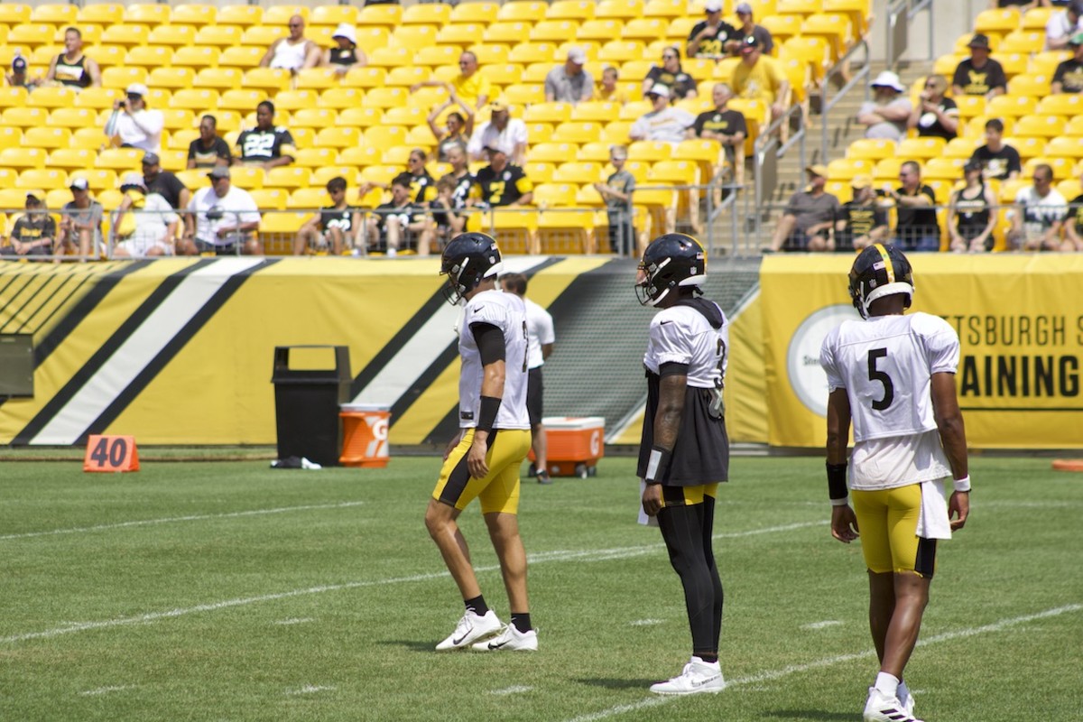 Pittsburgh Steelers to Keep Same QB Rotation vs. Philadelphia Eagles