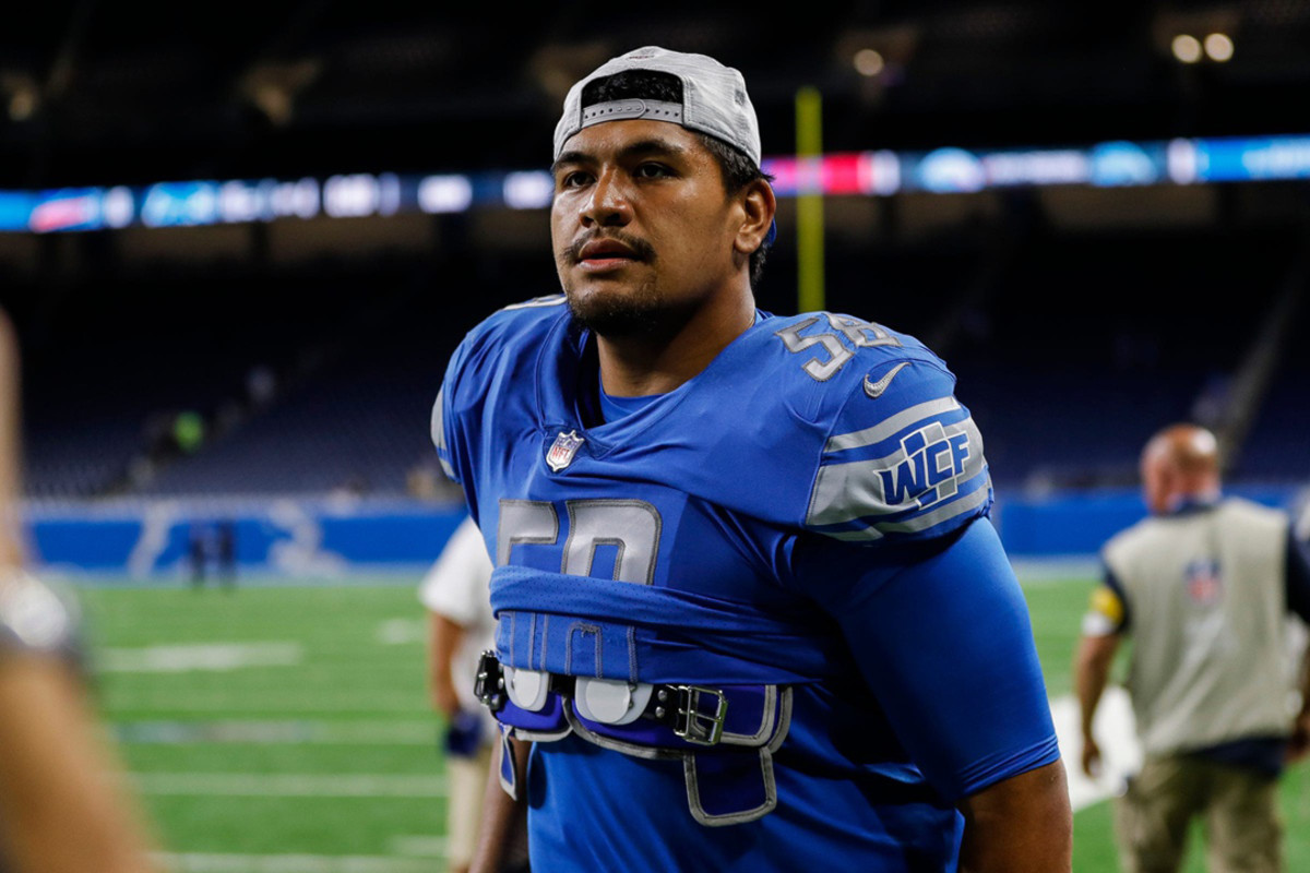 Detroit Lions right tackle Penei Sewell
