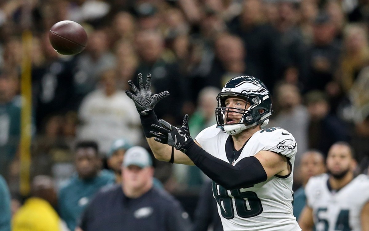 Eagles finally trade Zach Ertz, plus NFL Week 6 picks, best bets and  recapping Buccaneers' win over Eagles 