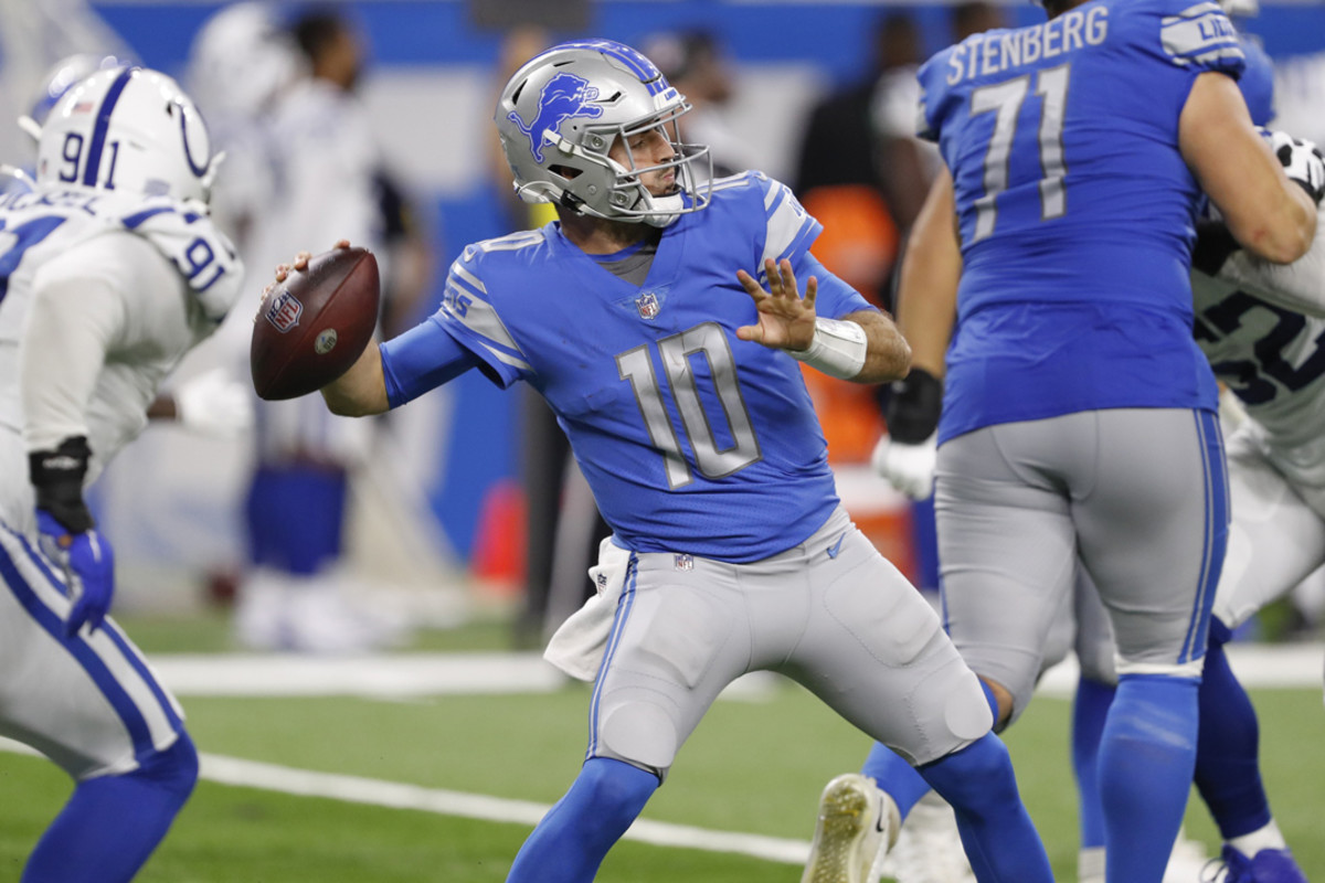 Lions Re-Sign Quarterback Blough