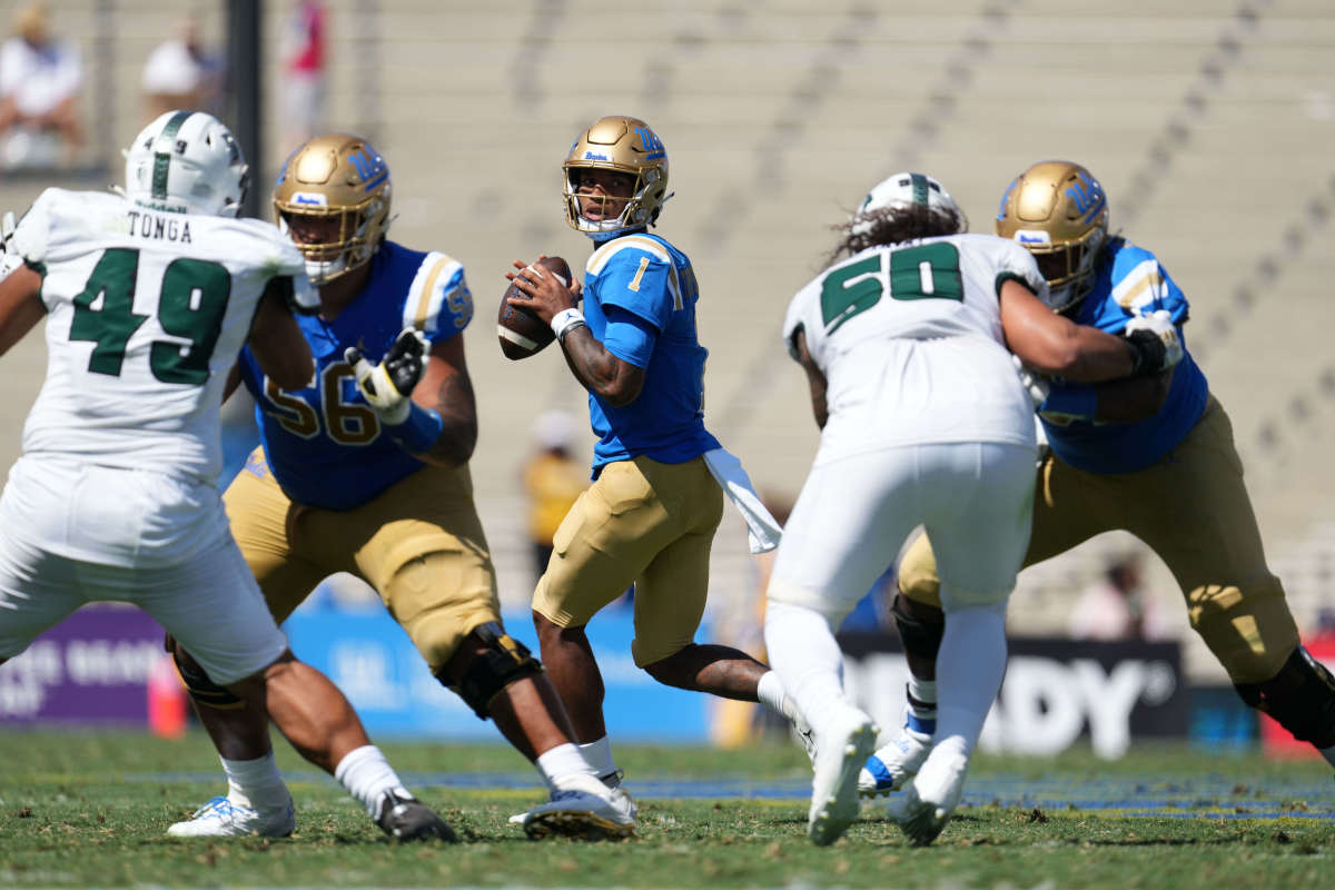 UCLA Vs. Hawaii Week 0: Social Media Reactions To The Bruins' Big Win ...