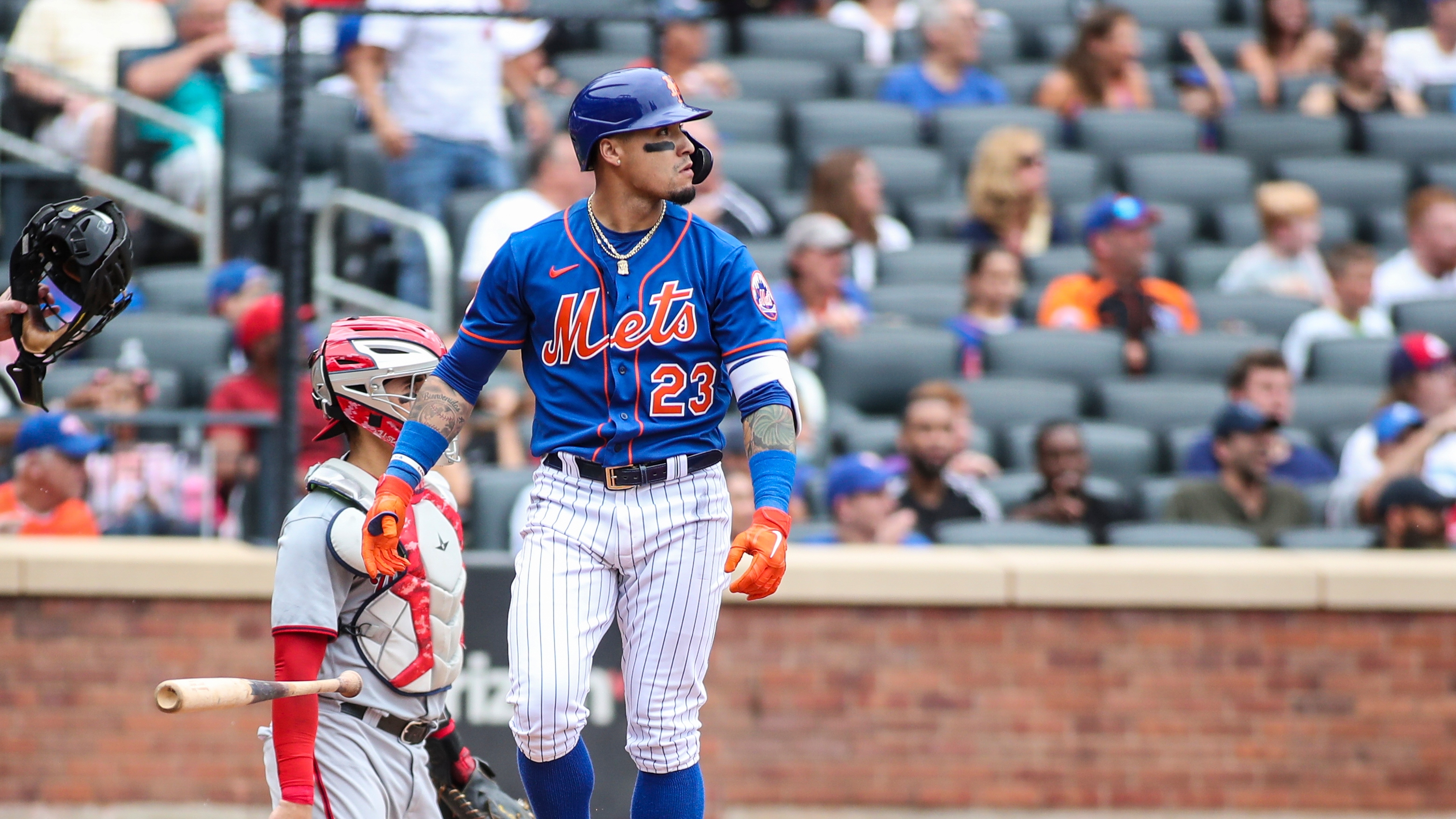 Mets stars apologize to fans for thumbs-down fiasco