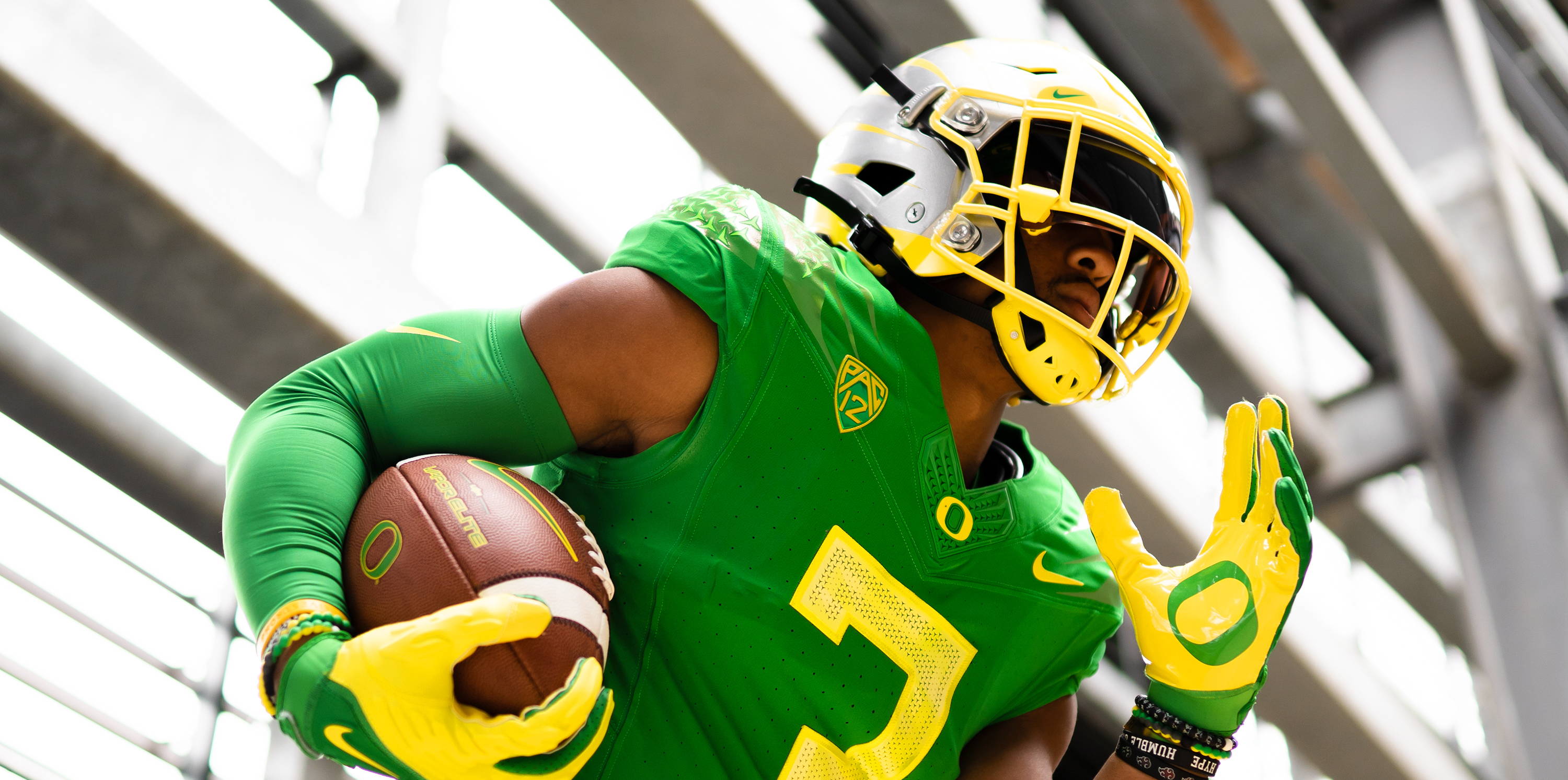 Oregon Football Releases Uniform Combination for Week 1 Matchup