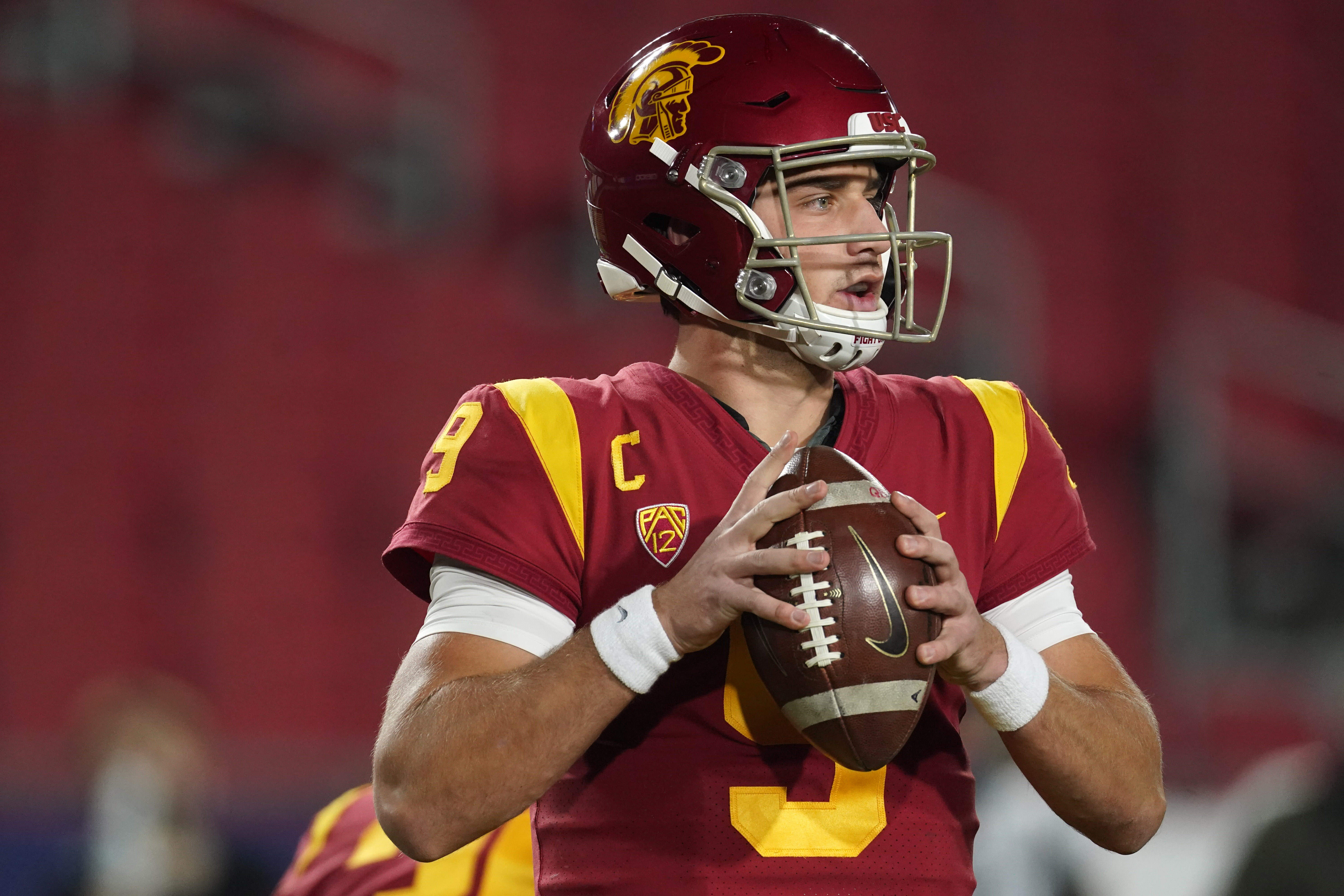 USC QB Kedon Slovis Appears Injured, Exits Washington State Game ...