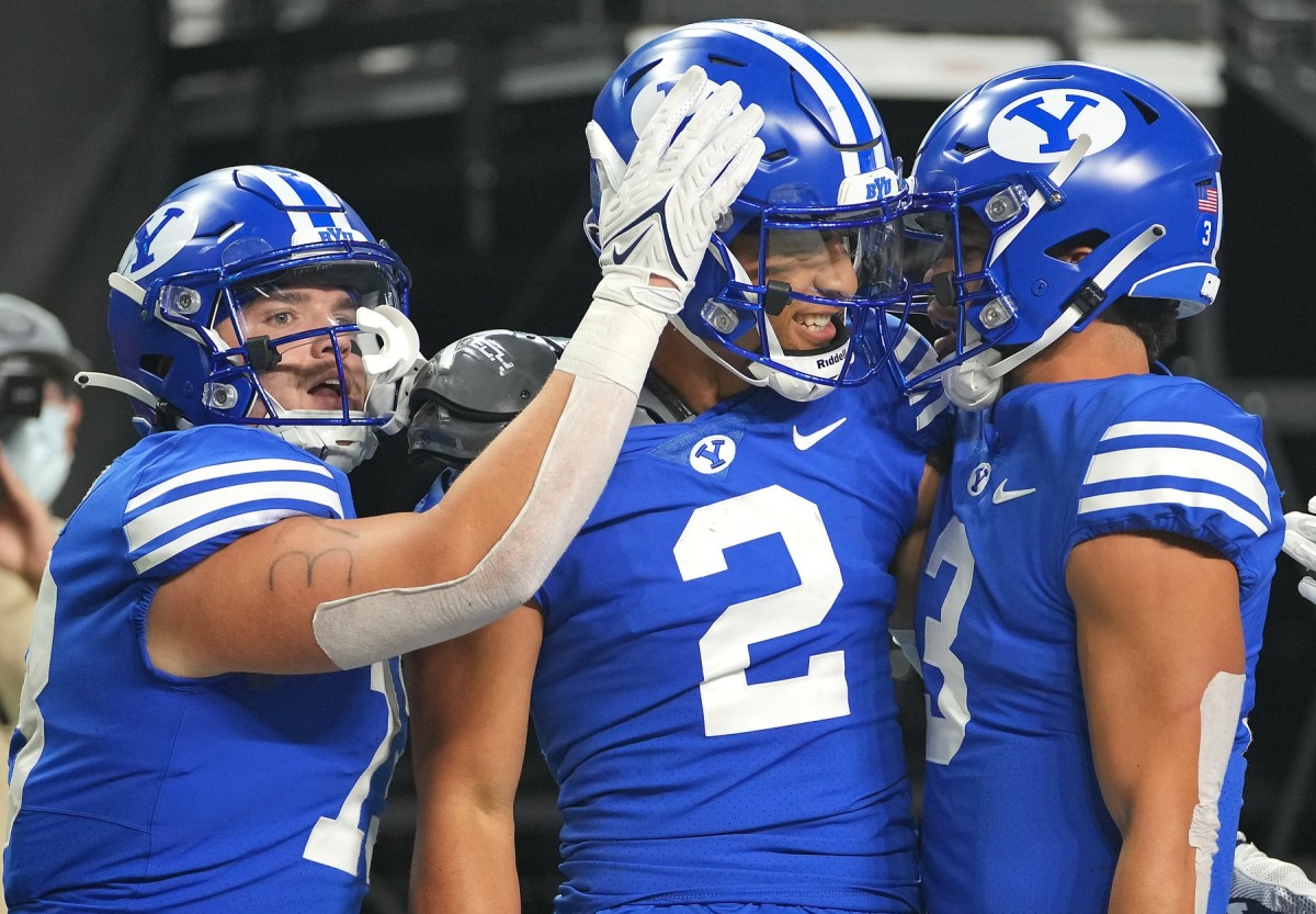 BYU Football Unveils Uniform Combination For USF BYU Cougars on