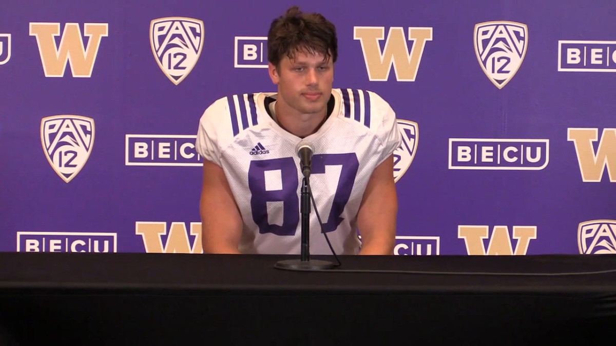 NFL Draft Profile: Cade Otton, Tight End, Washington Huskies - Visit NFL  Draft on Sports Illustrated, the latest news coverage, with rankings for  NFL Draft prospects, College Football, Dynasty and Devy Fantasy