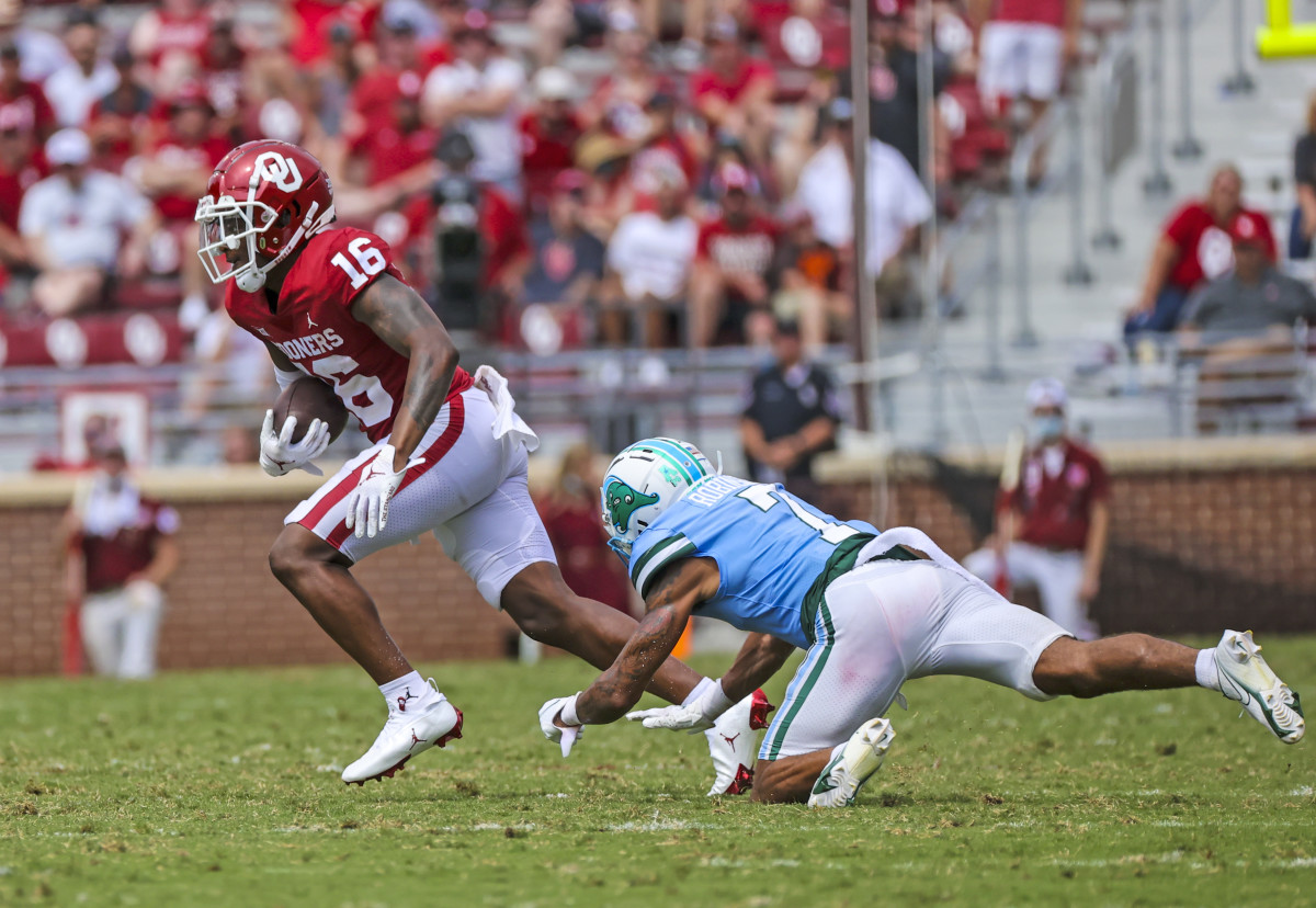 Another Oklahoma WR Announces Entry Into Transfer Portal - Sports ...