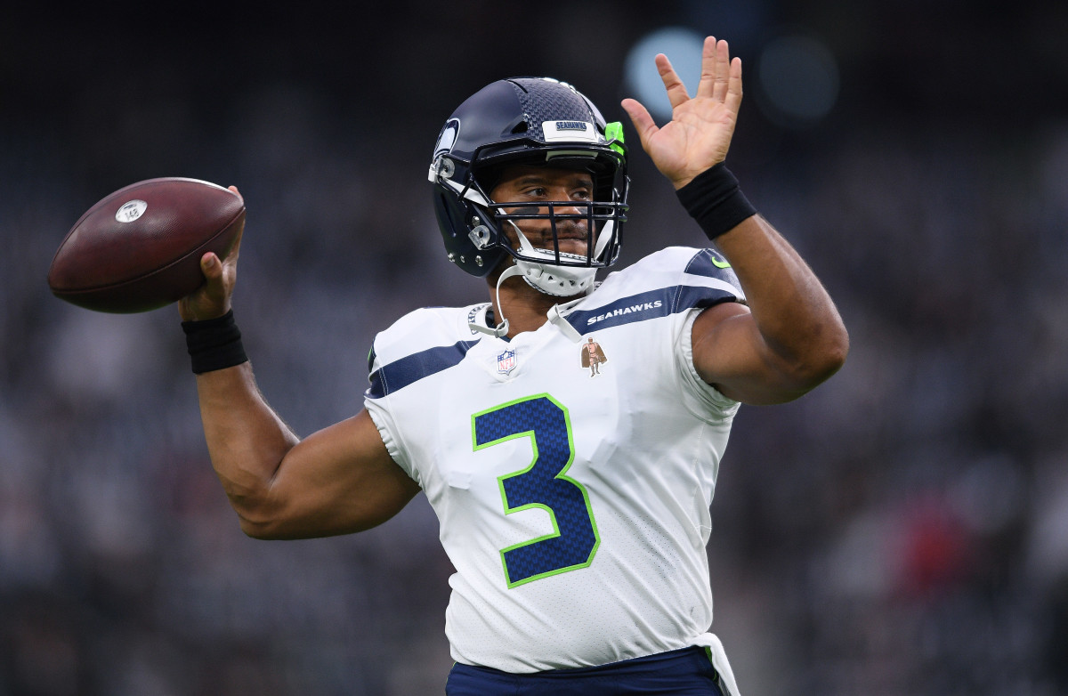 Dirty Play!' Seattle Seahawks Geno Smith Rips New York Giants After 24-3  Blowout Win - Sports Illustrated Seattle Seahawks News, Analysis and More