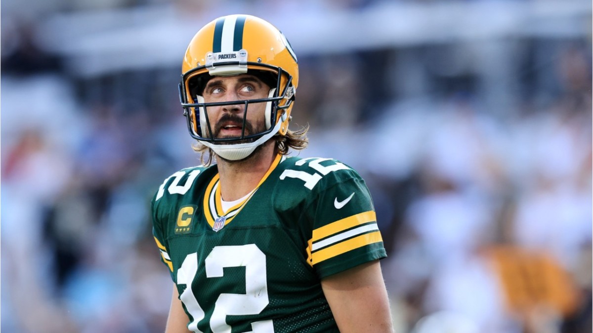 Green Bay Packers hold off flailing LA Rams to keep playoff hopes afloat, NFL