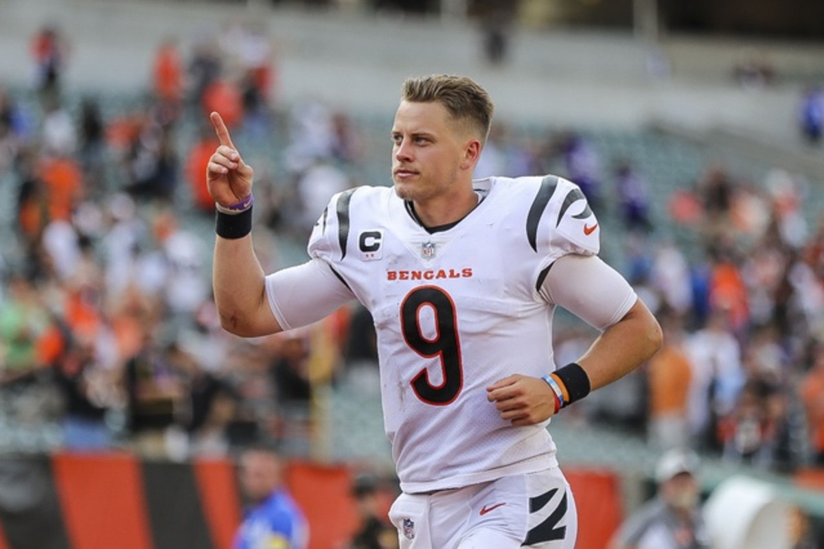 Cincinnati Bengals QB Joe Burrow Wins PFWA Comeback Player of the Year ...