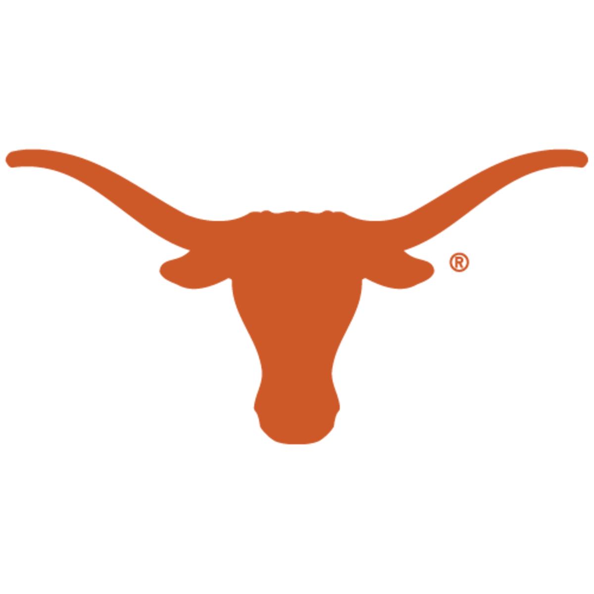 Talented 3-star DE T'Vondre Sweat signs with Texas - Burnt Orange