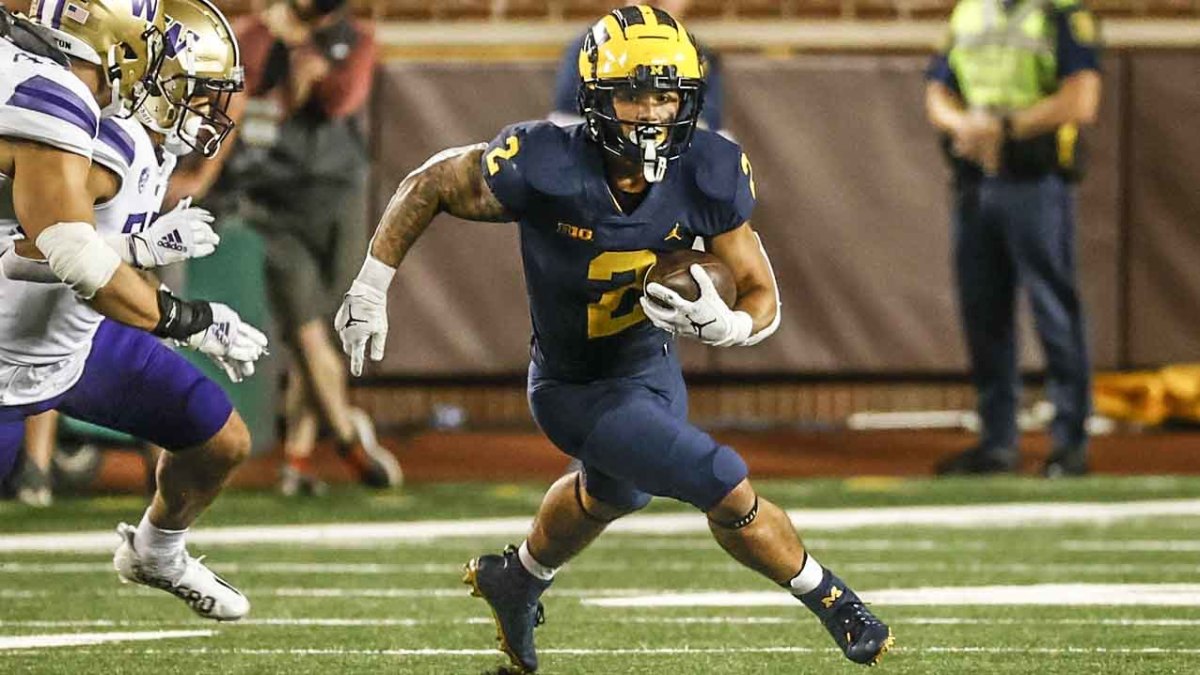 Michigan running back Blake Corum Dishes On An Incredible Two Week