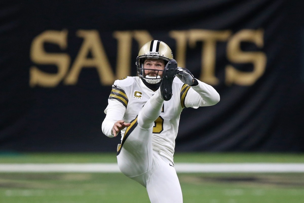 New York Jets sign former New Orleans Saints punter Thomas Morstead